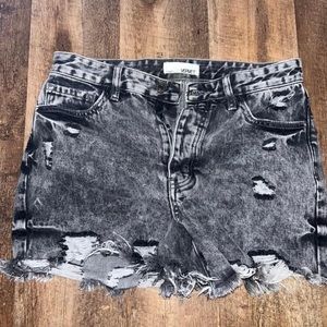 Vervet Shorts Size Medium